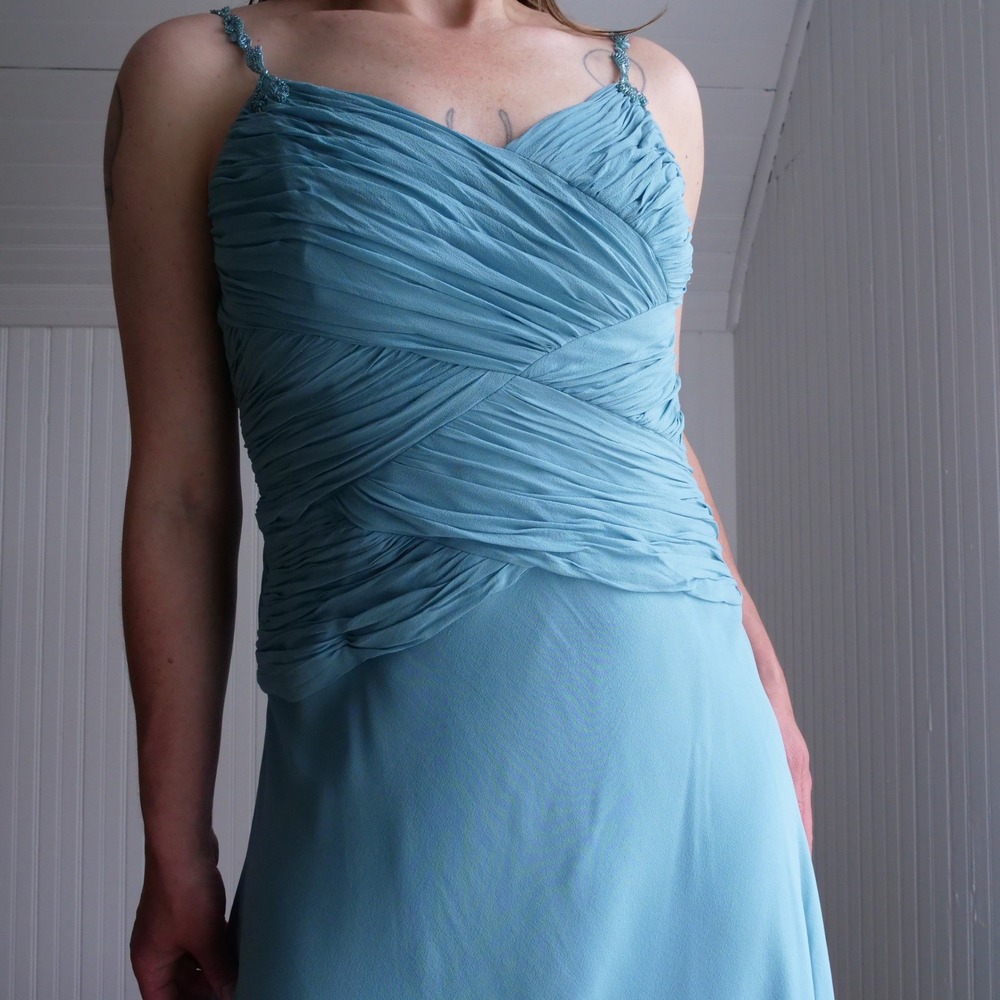Pretty modern Anne Klien sage green silk party dress